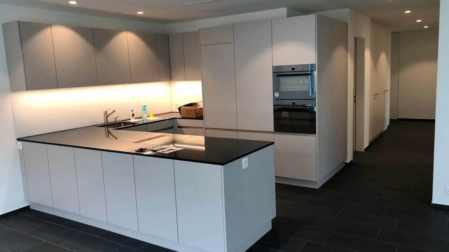 Wohnung mieten - Alpenblickstrasse 18, 8853 Lachen SZ