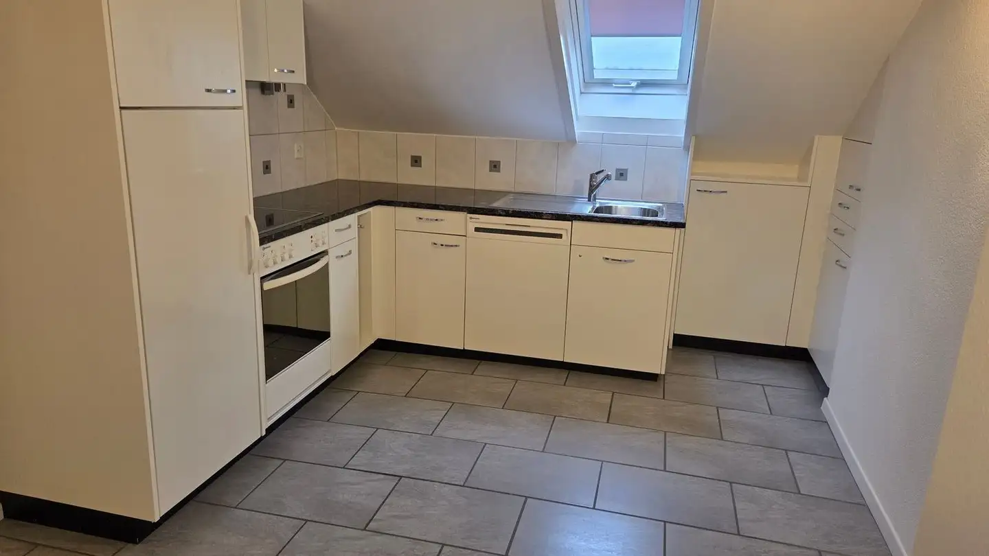 Dachgeschosswohnung mieten - Bremgarterstrasse 5, 5610 Wohlen AG - Foto 4