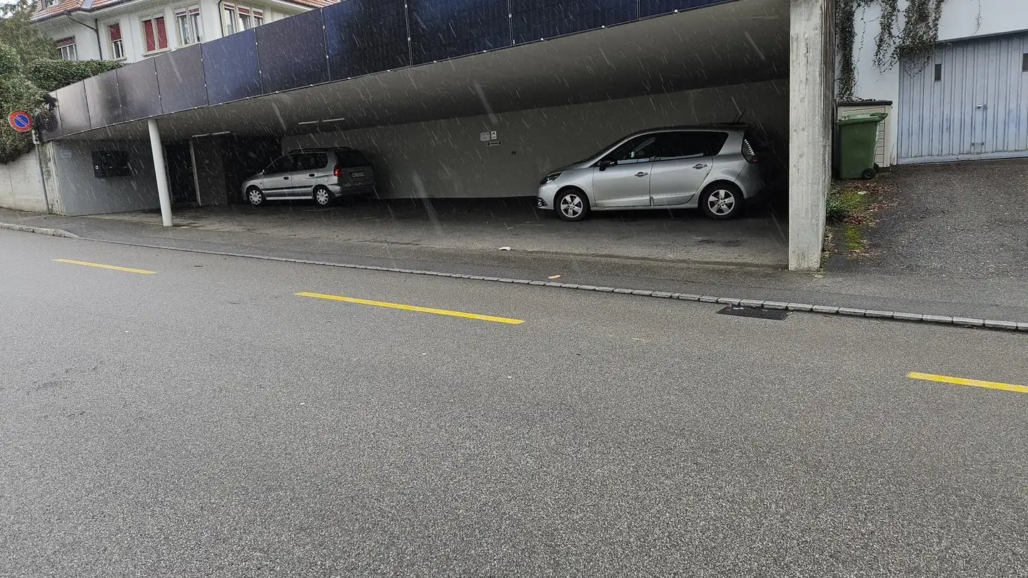 Parkplatz im Freien mieten - Rue Hermann-Lienhard / Hermann-Lienhard-Strasse 9, 2504 Biel/Bienne