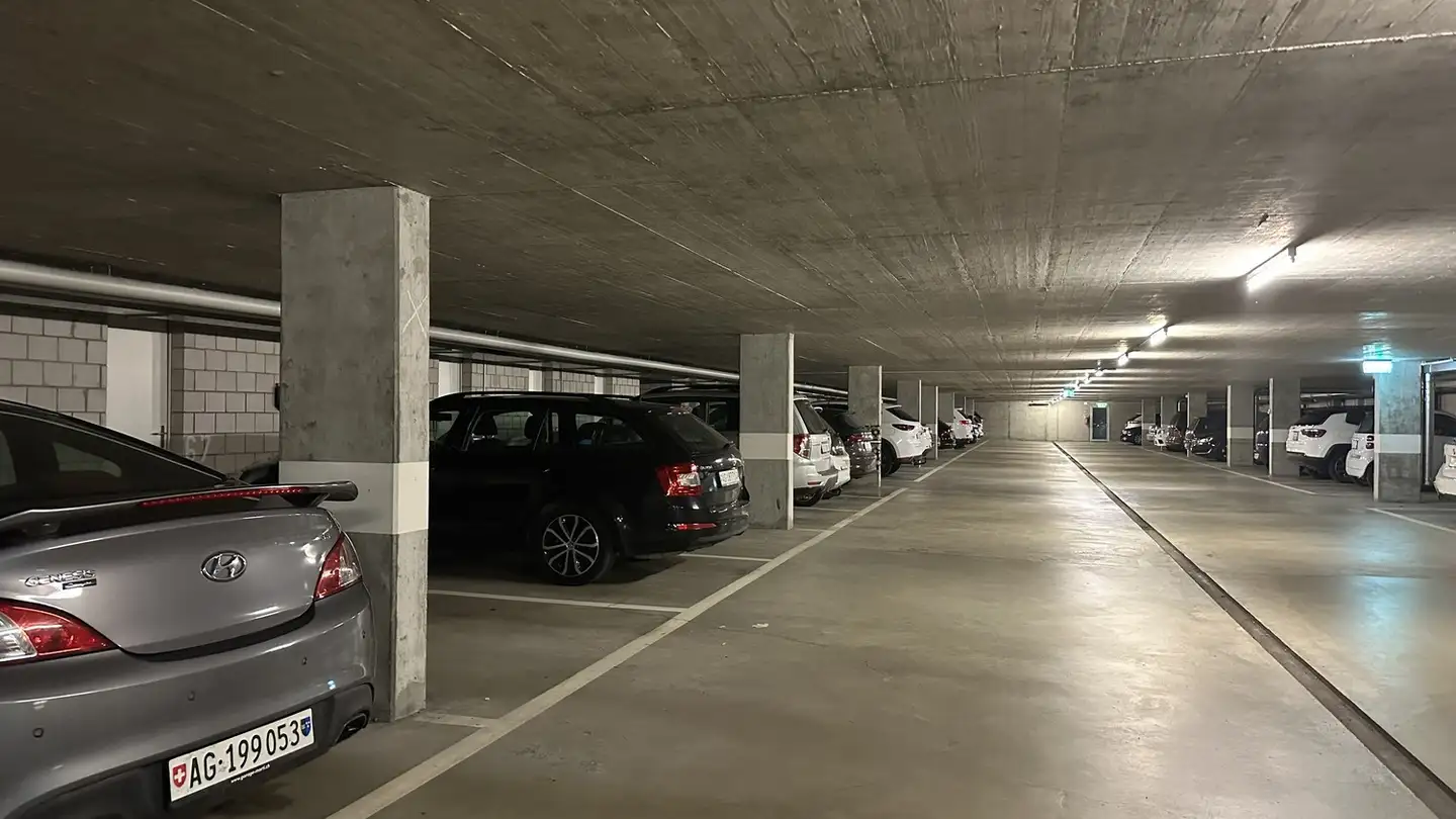 Garage individuel à louer - Hübeliacker 11b, 5034 Suhr