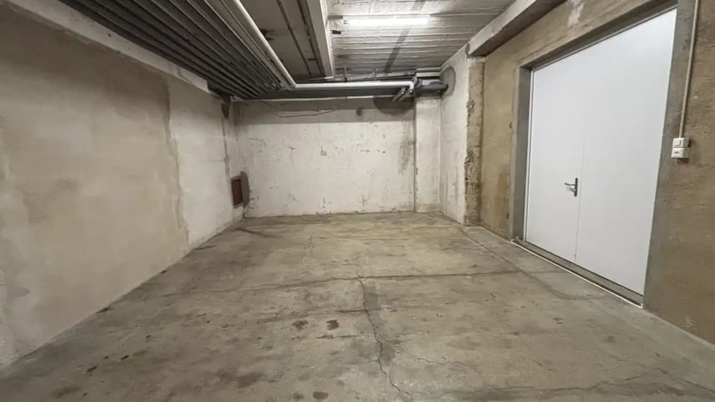 Commerciale in affitto - Avenue Léopold-Robert 63, 2300 La Chaux-de-Fonds