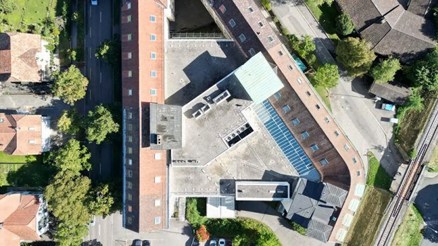 Commercial à louer - Weissensteinstrasse 81, 4500 Solothurn