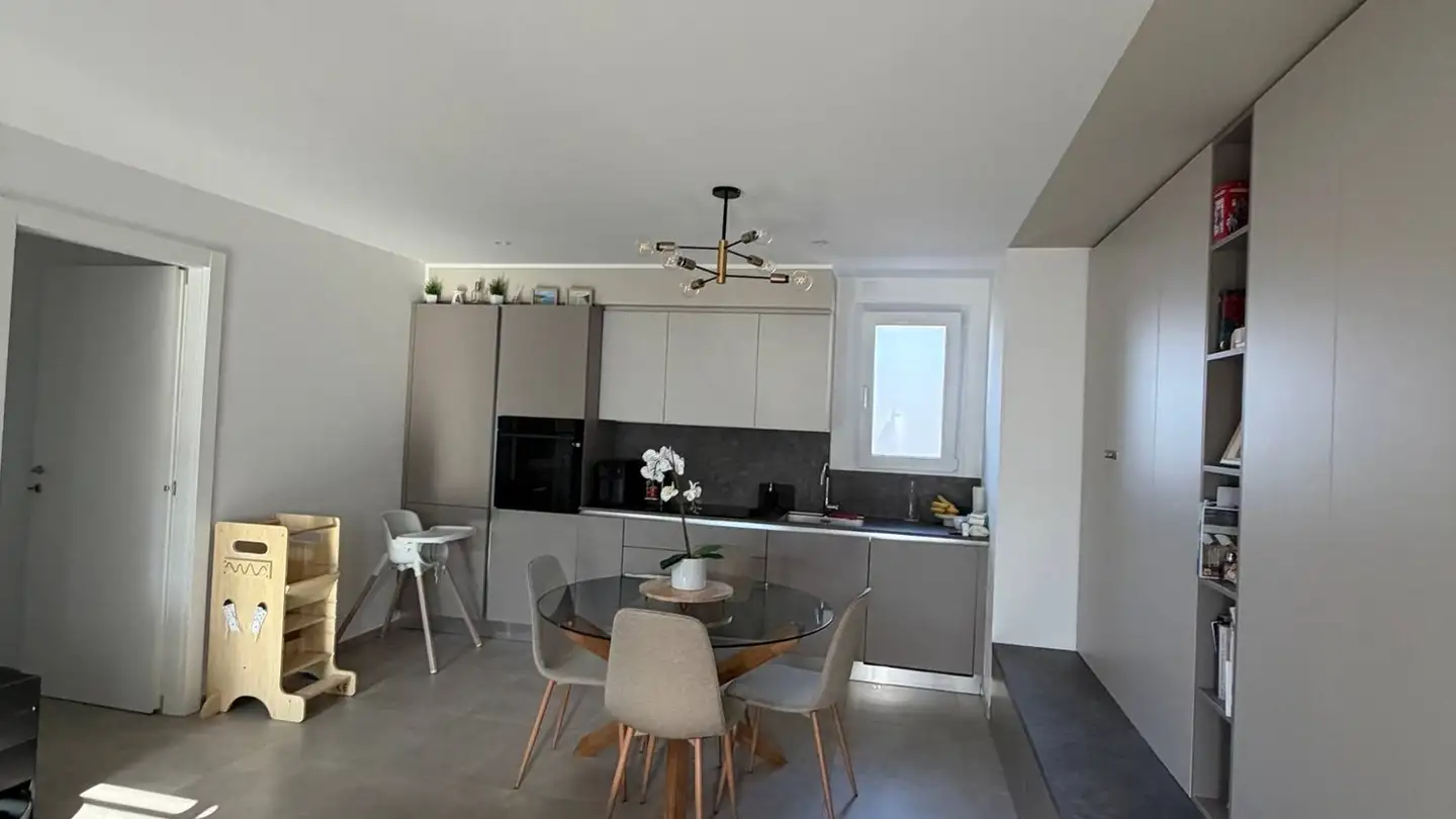 Apartment for rent - Via Obino, 6874 Castel San Pietro - Photo 2
