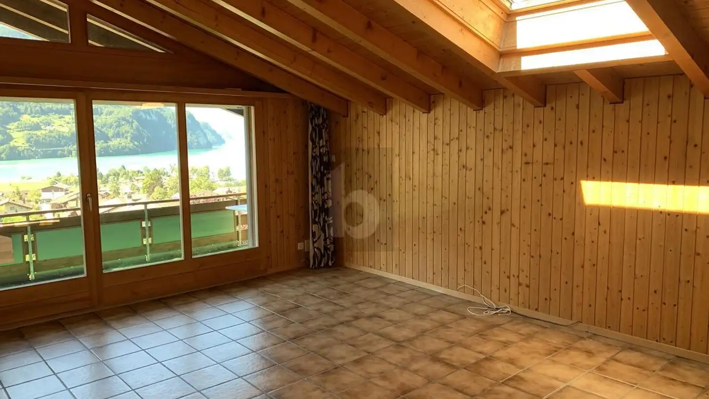 Dachgeschosswohnung mieten - 3855 Brienz BE - Foto 2