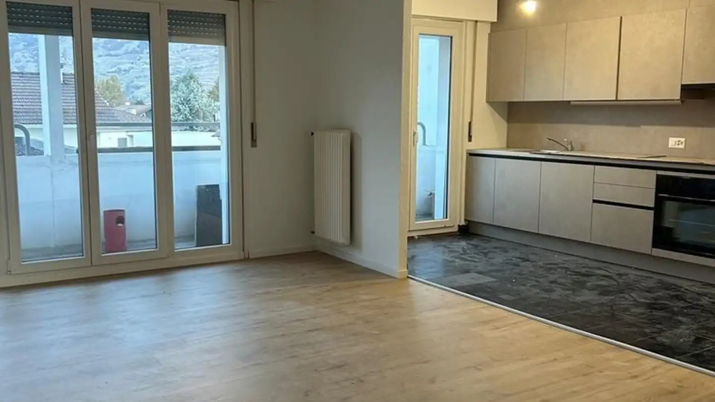 Apartment for rent - Avenue De La Gare 13, 1964 Conthey - Photo 3