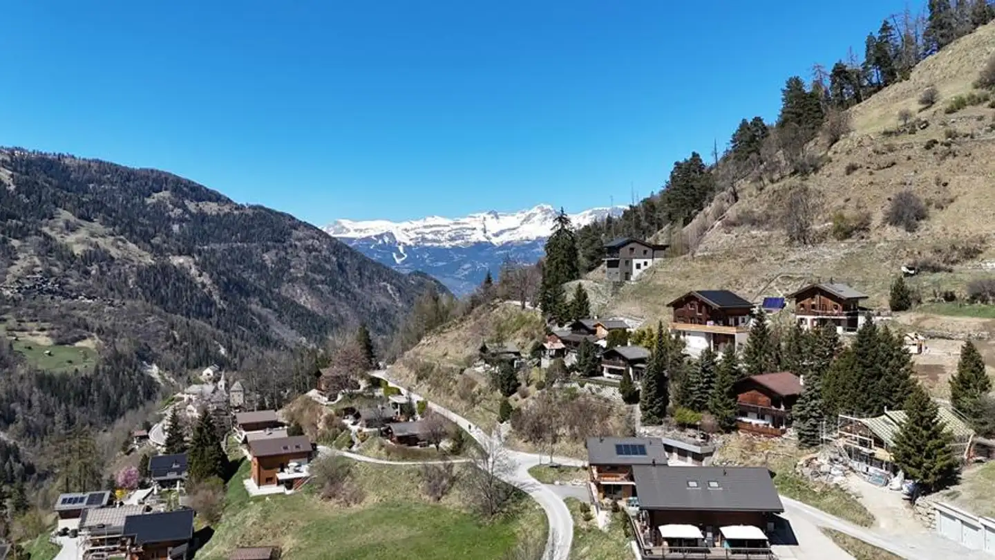 Constructible plot for sale - 3961 Vissoie