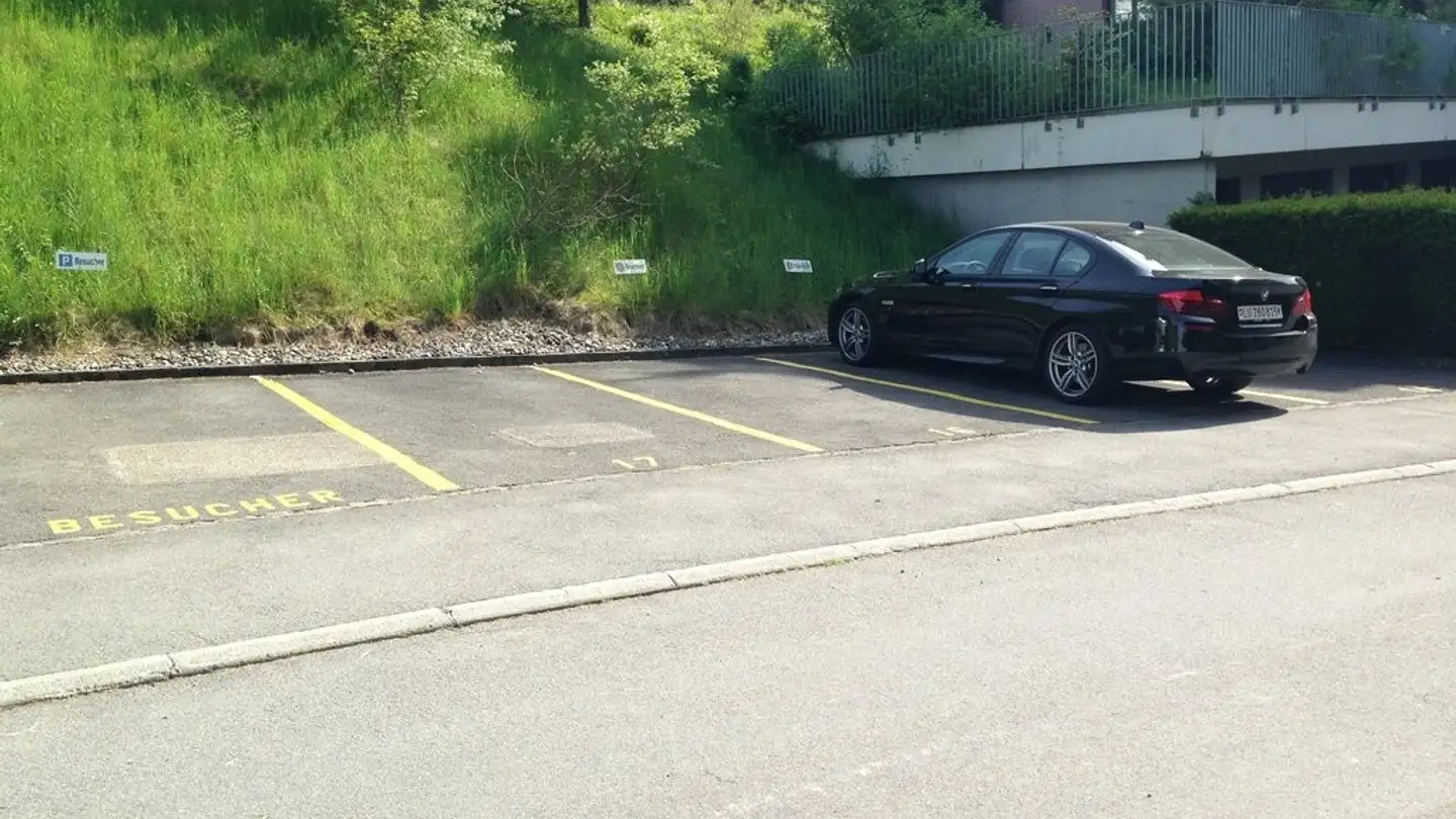 Parkplatz im Freien mieten - Rothenstrasse 34, 6102 Malters