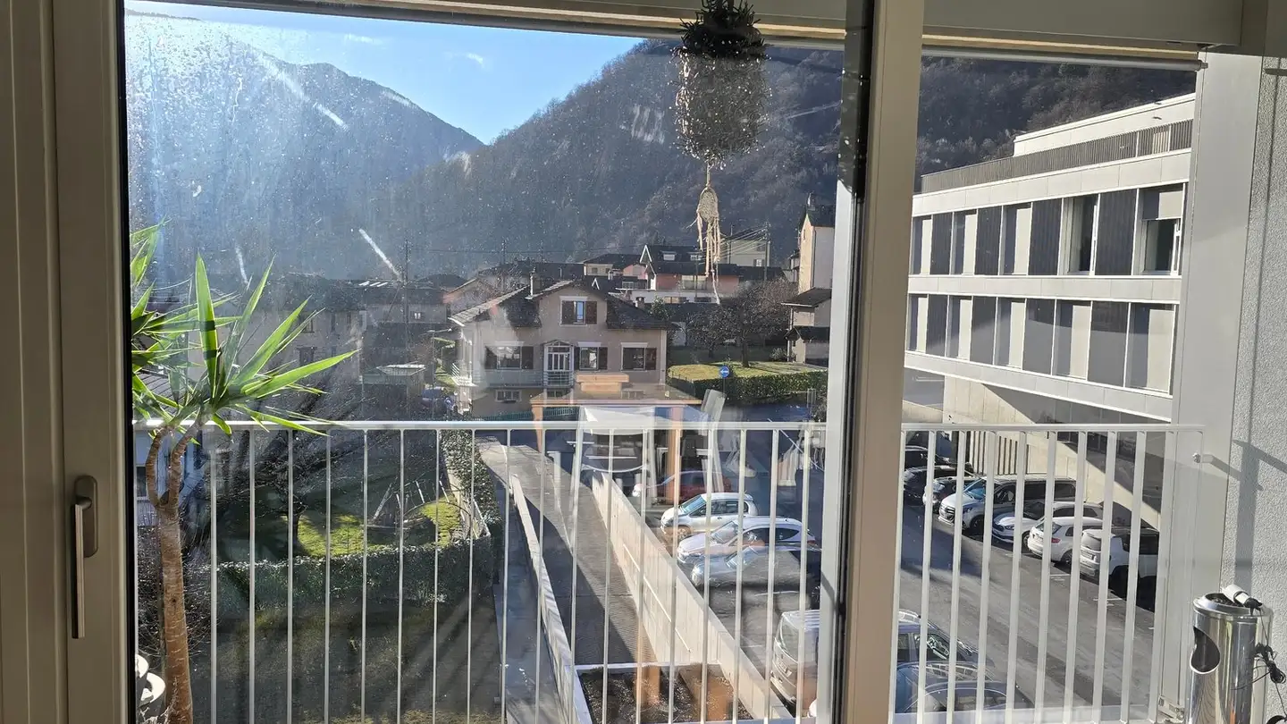 Appartement à louer - Birreria, 6537 Grono - Photo 2