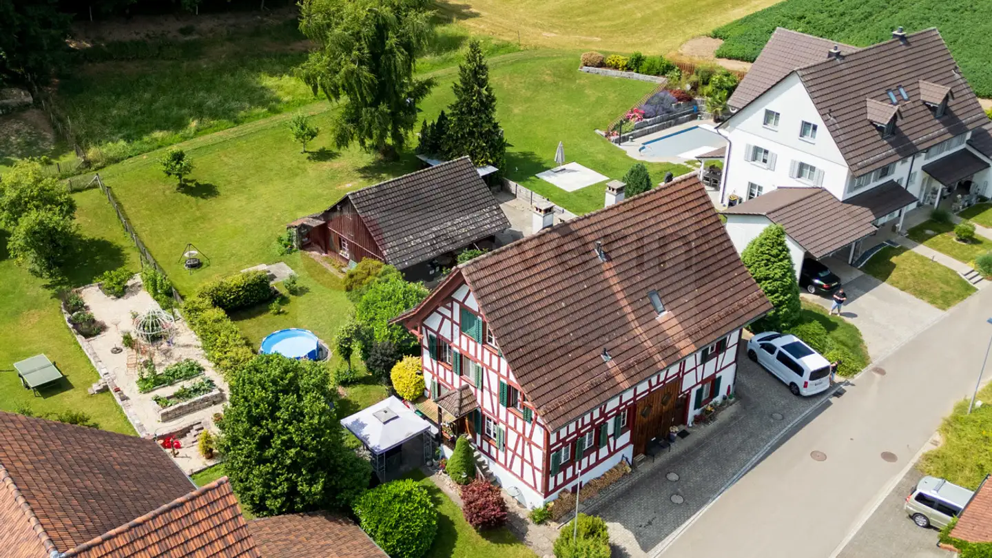 Immeuble résidentiel à vendre - Stockenstrasse, 8194 Hüntwangen