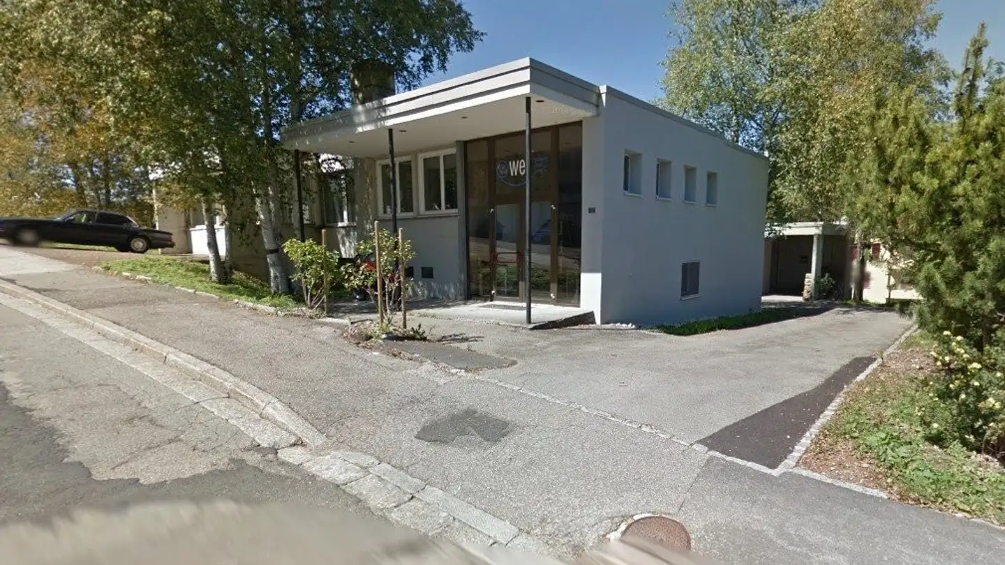 Garage double à louer - Rue le Corbusier 12, 2400 Le Locle