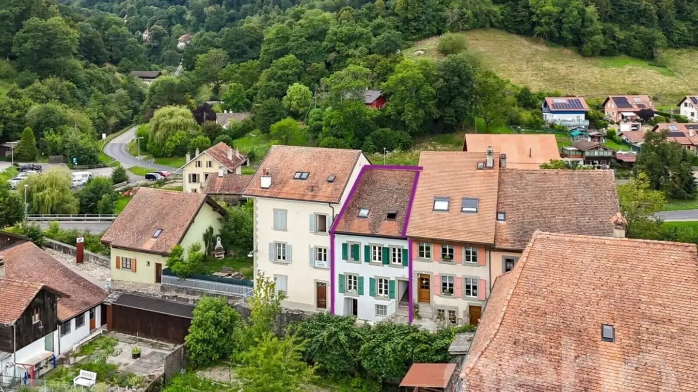 Residential building for sale - 1510 Moudon