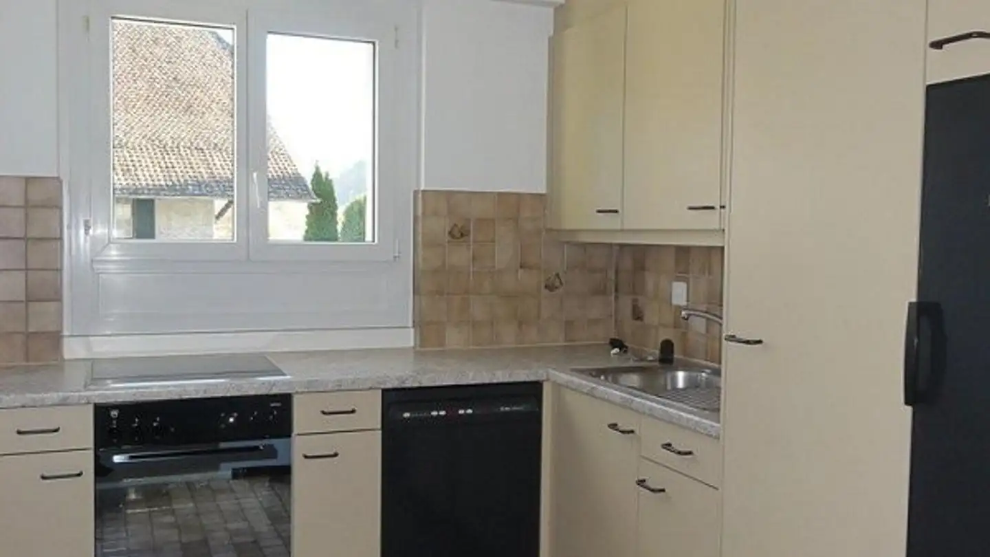 Appartement à louer - Schlehdornweg 20, 3613 Steffisburg - Photo 2