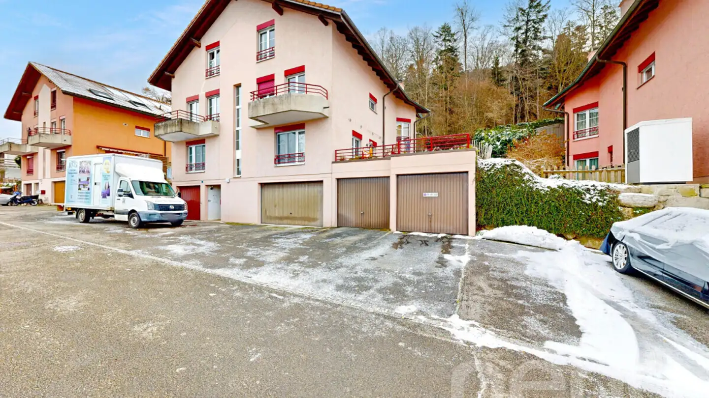 Appartement à vendre - Fenin, 2063 Fenin