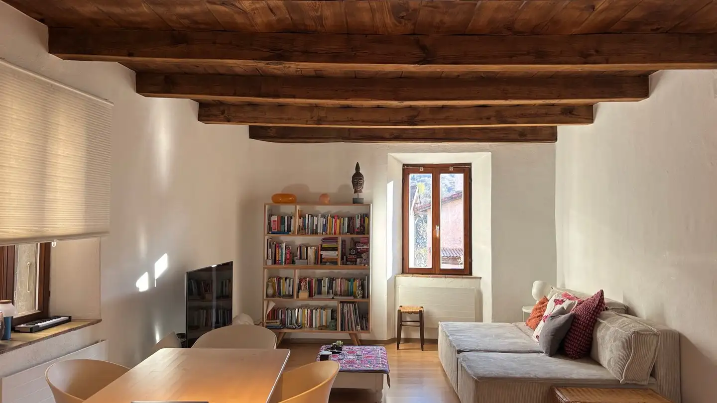 Apartment for rent - 6955 Cagiallo