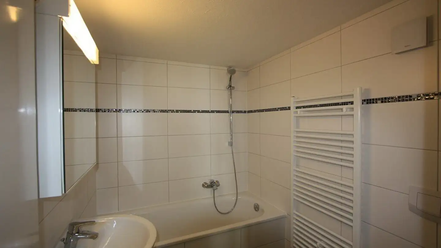 Wohnung mieten - Hauptstrasse 48, 4133 Pratteln - Foto 2