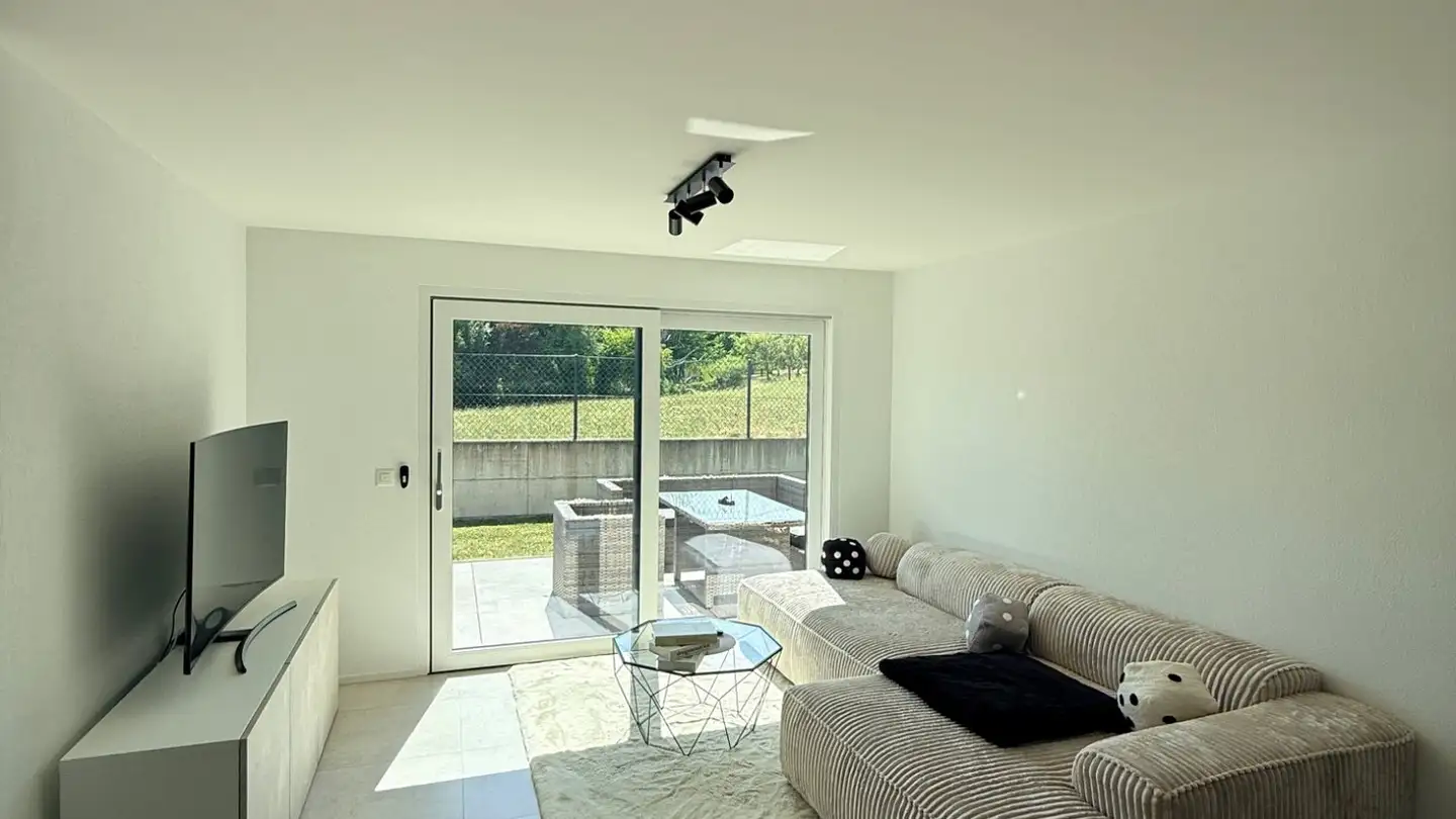 Apartment for rent - 1566 St-Aubin FR