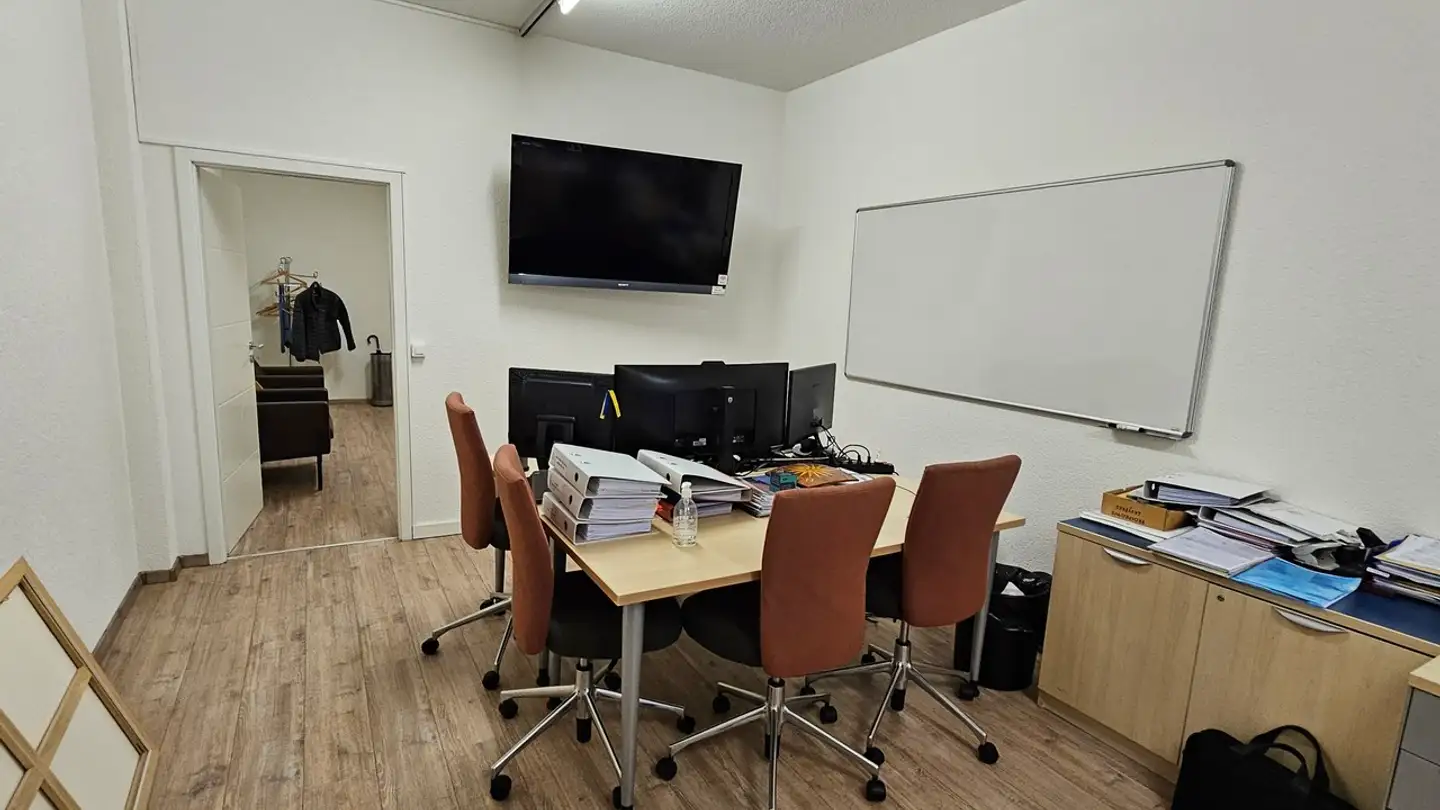 Spazio ufficio in affitto - Zone Industrielle Le Tresi 9, 1028 Préverenges - Photo 4