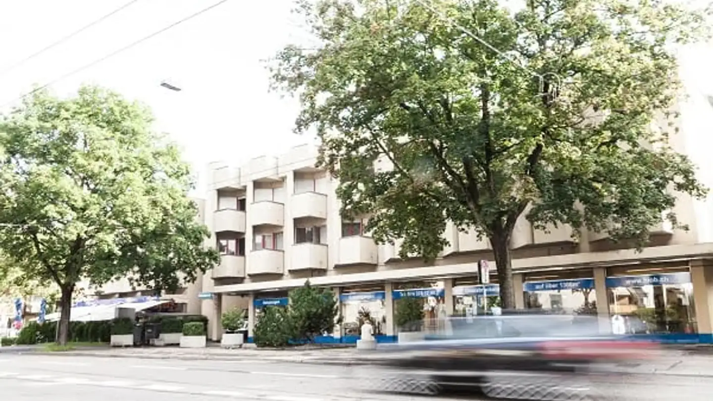 Place de parking souterraine à louer - Wehntalerstrasse 530, 8046 Zürich