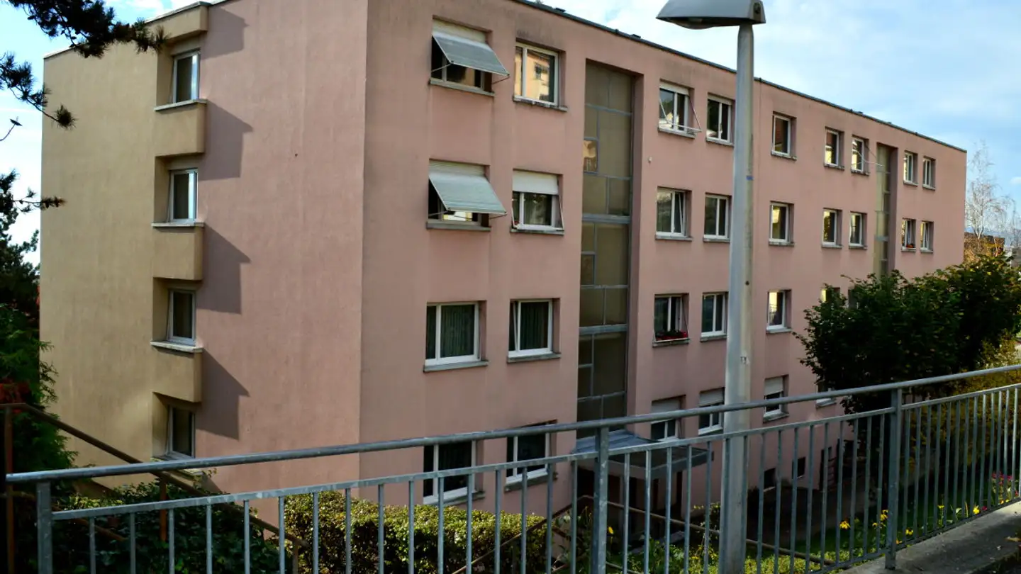 Studio for rent - Avenue Des Alpes 28, 2000 Neuchâtel