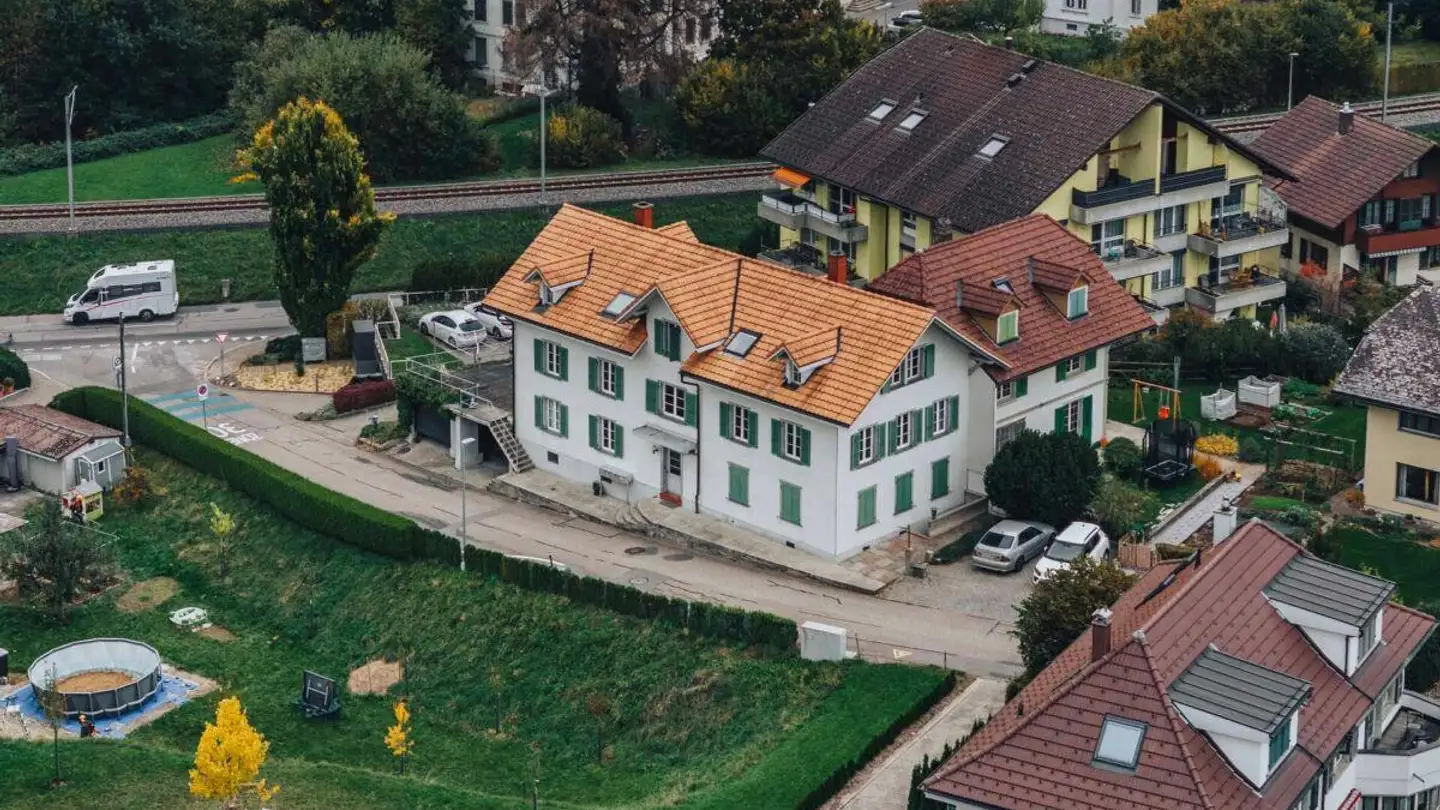 Edificio residenziale in vendita - Hubweg 10a, 4950 Huttwil - Photo 2