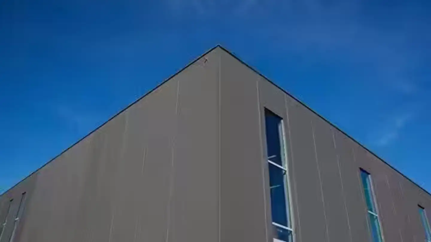 Mischgenutztes Gebäude kaufen - 6930 Bedano