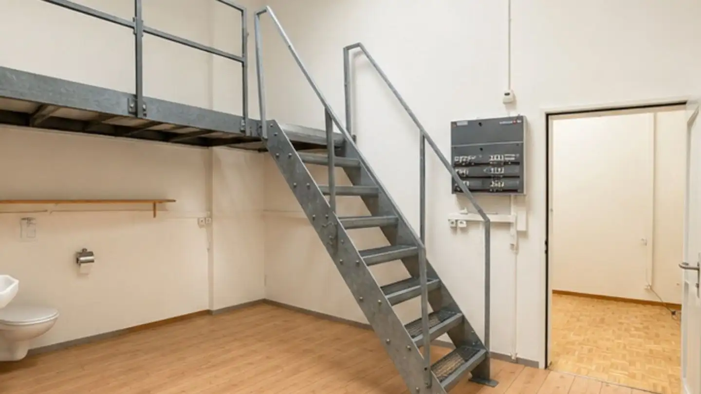 Commercial à louer - 8005 Zürich