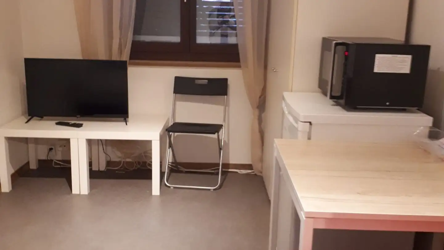 Single room for rent - Fuhrstrasse 20, 8181 Höri - Photo 2