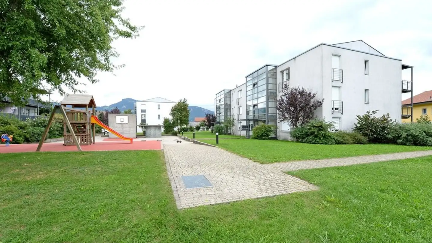 Place de parking souterraine à louer - Rue De La Perrausa 6, 1632 Riaz