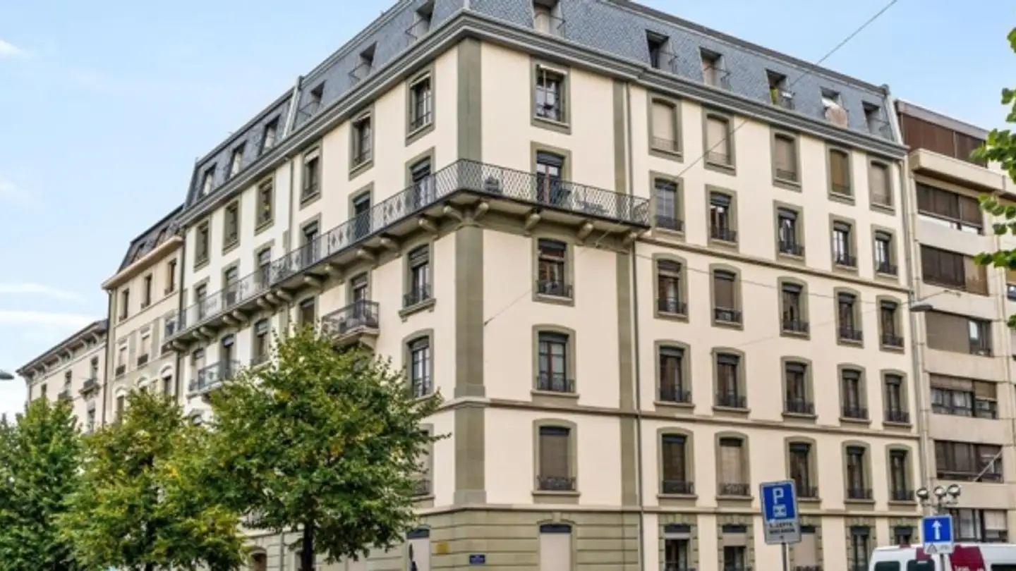 Commercial for rent - Boulevard Des Philosophes 7, 1205 Genève