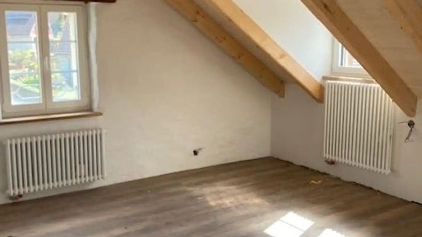 Dachgeschosswohnung mieten - Fehrenstrasse 3, 4227 Büsserach - Foto 3