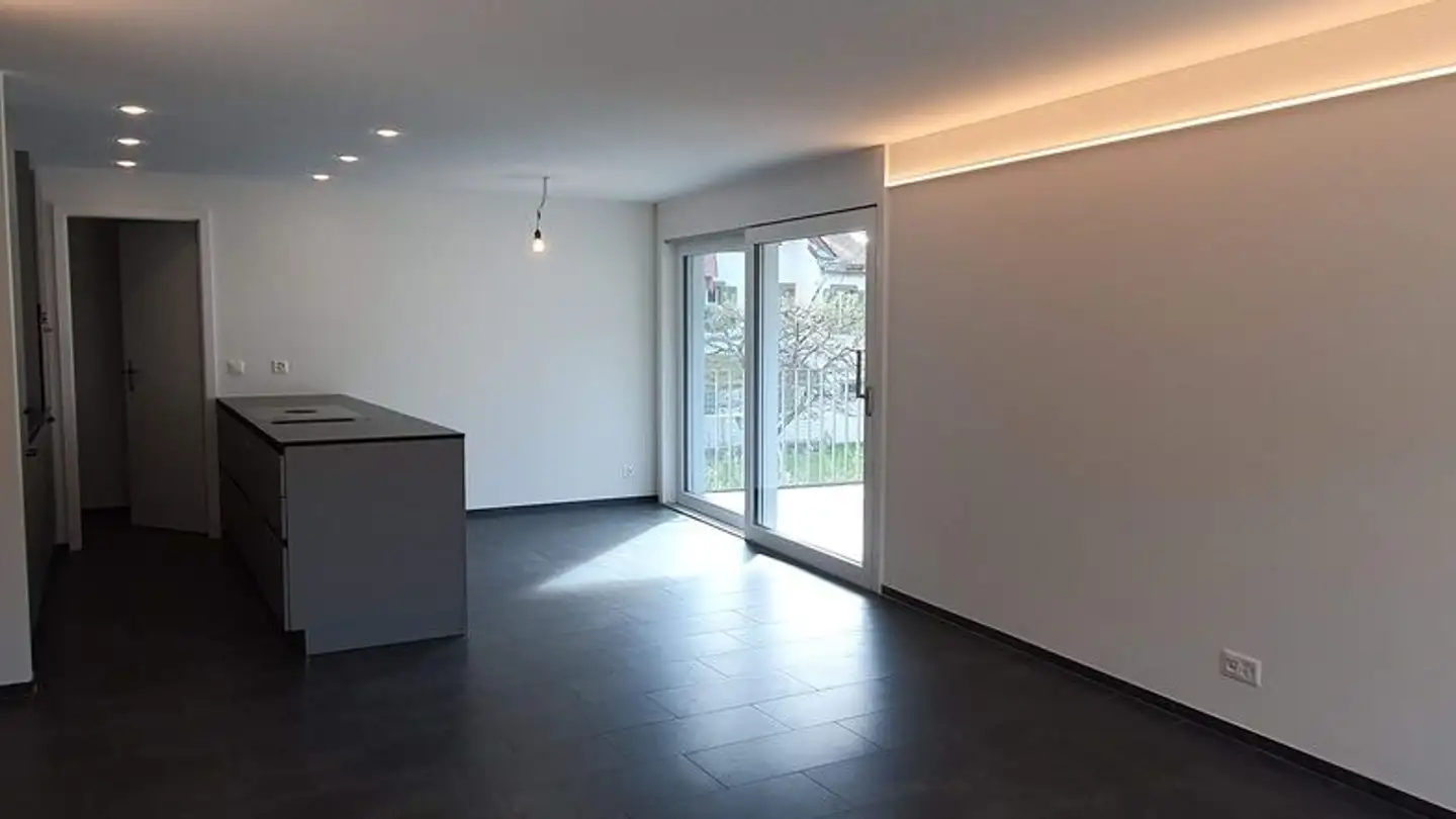 Apartment for rent - 3800 Interlaken - Photo 2