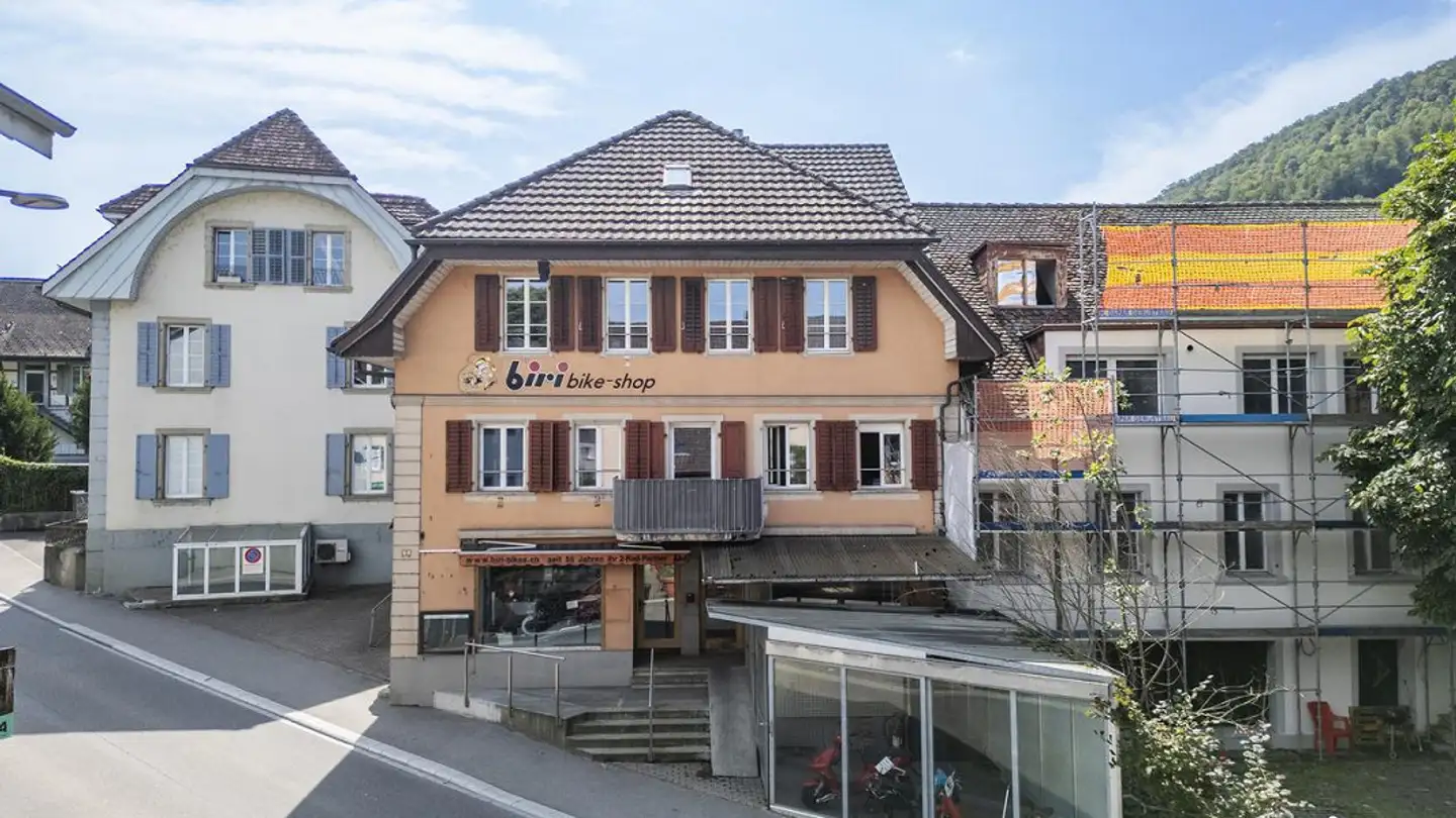 Mischgenutztes Gebäude kaufen - 4663 Aarburg