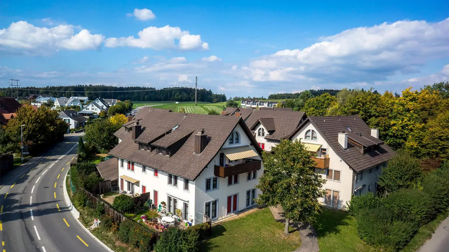 Appartement à louer - Hauflandweg 10, 8605 Gutenswil