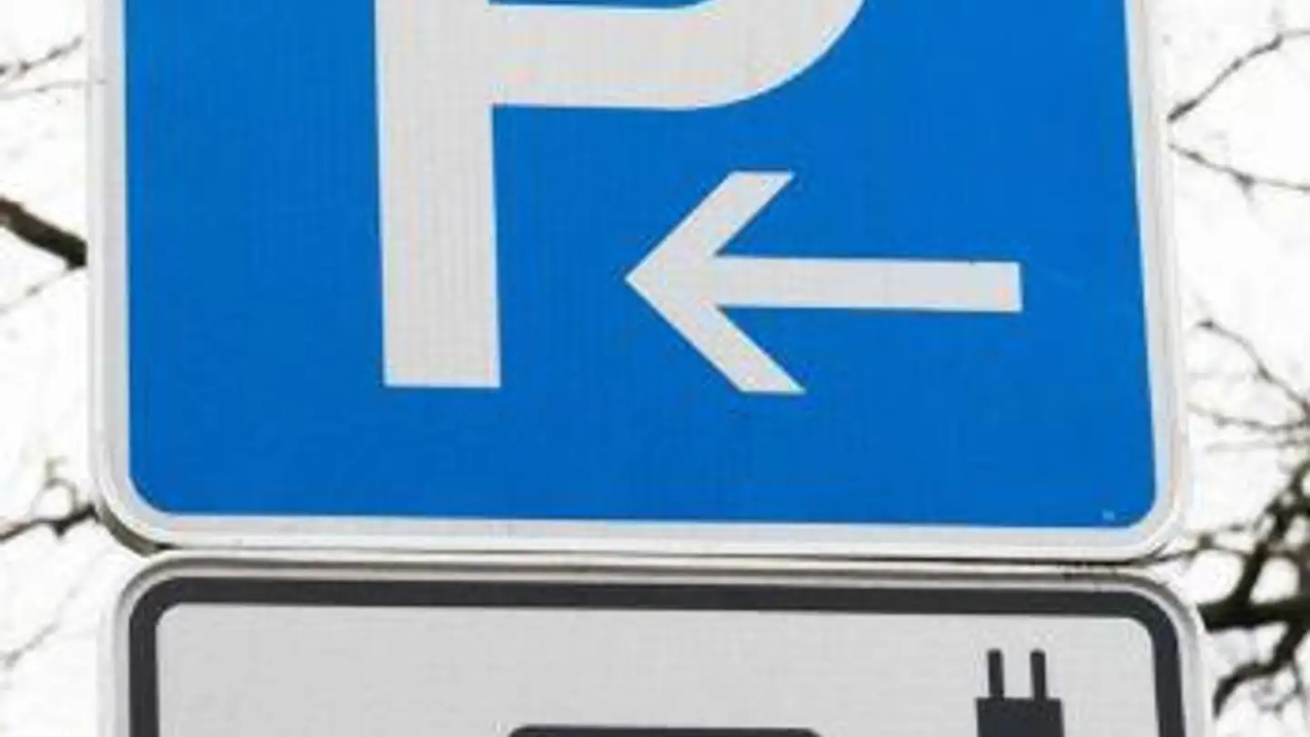Tiefgaragenstellplatz mieten - Aarenaustrasse 16, 5000 Aarau