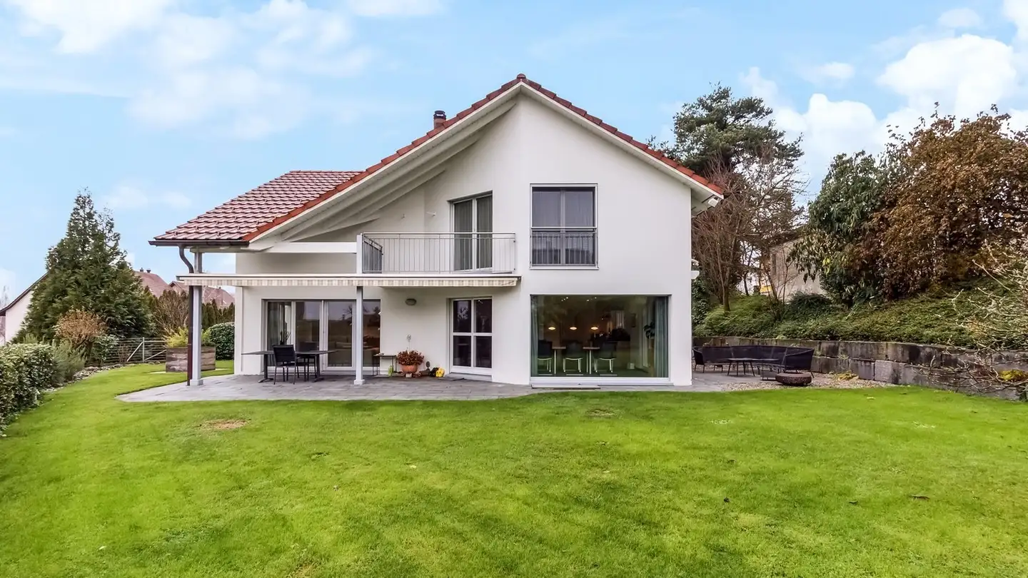 Single house for rent - Hungerbüelstrasse 7, 8185 Winkel