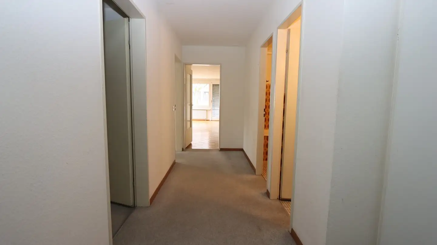 Apartment for rent - Triemlistrasse 143, 8047 Zürich - Photo 2