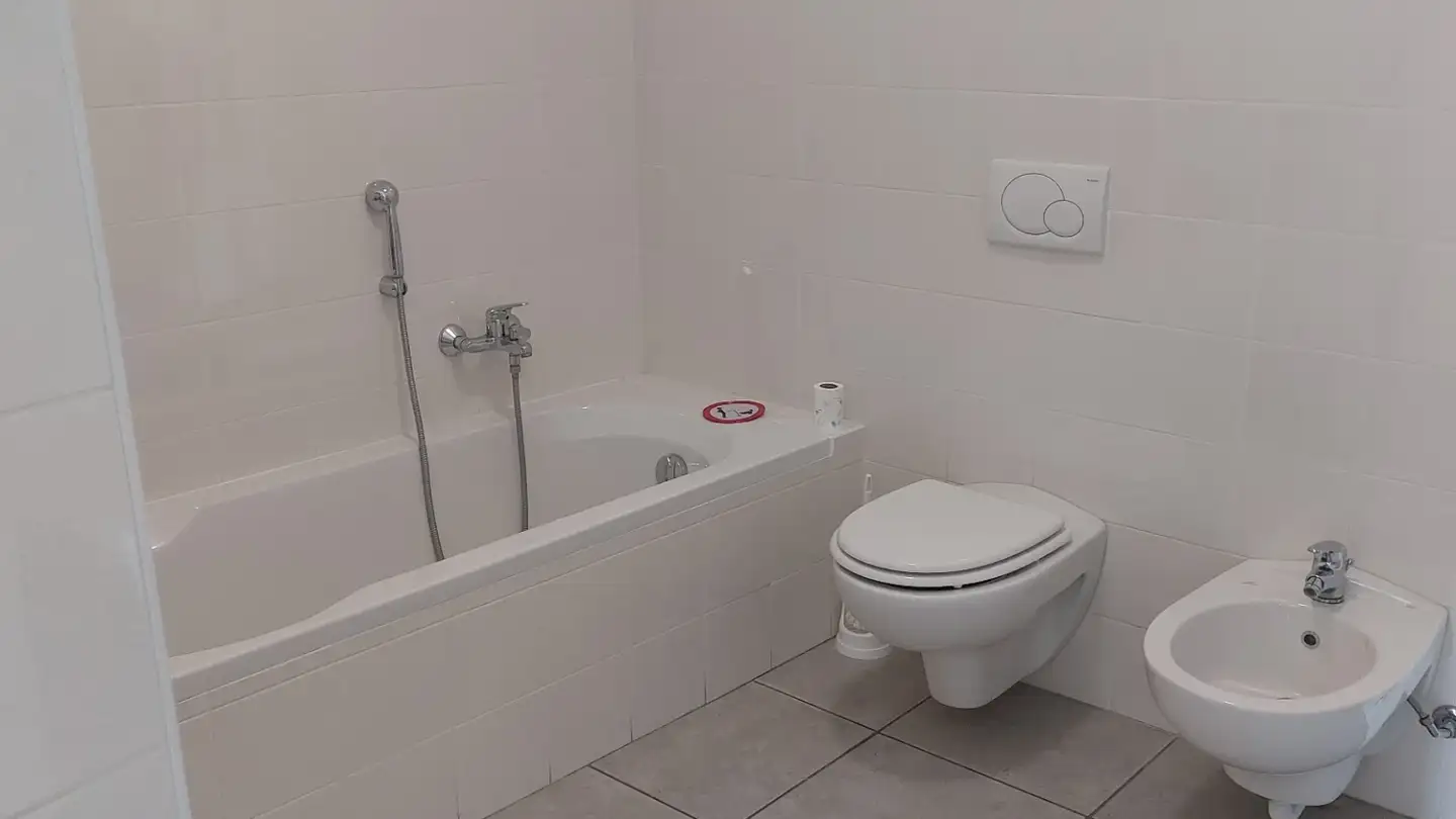 Wohnung mieten - Via Gen. Guisan 1, 6833 Vacallo - Foto 4