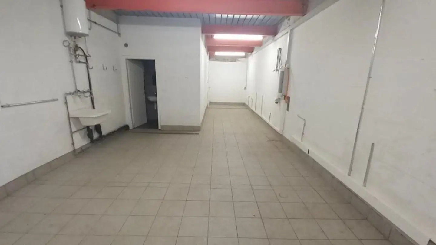 Espace de stockage à louer - Route Des Marais 5, 1860 Aigle - Photo 4