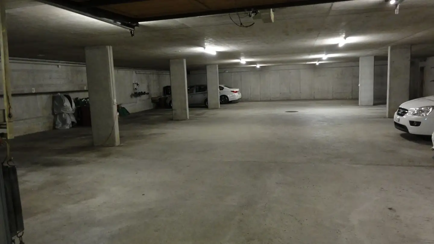 Underground parking space for rent - Hochstrasse 3, 5452 Oberrohrdorf