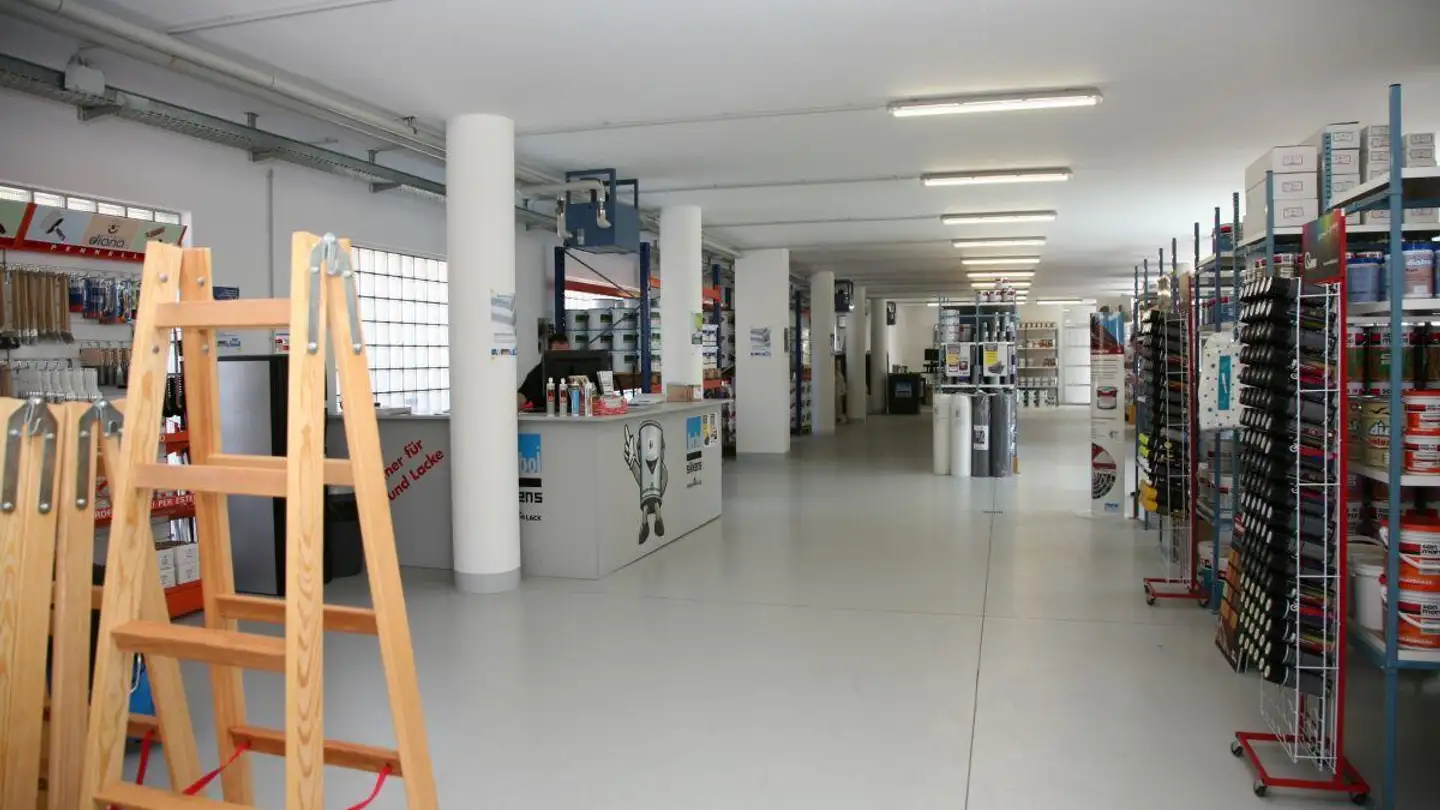 Spazio di archiviazione in affitto - Via Stazione 18a, 6532 Castione - Foto 4