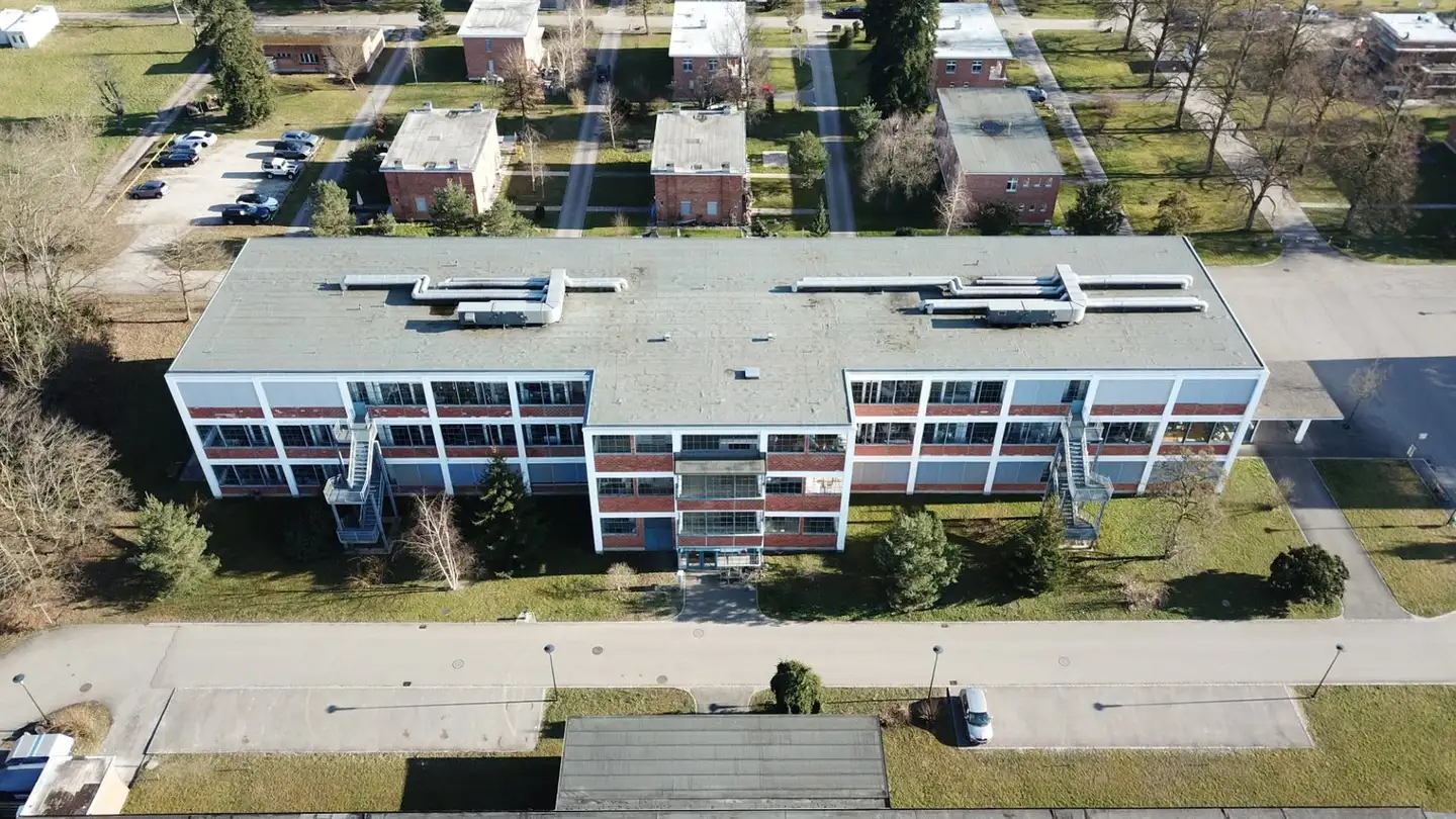 Loft à louer - Gewerbepark Bata 2, 4313 Möhlin