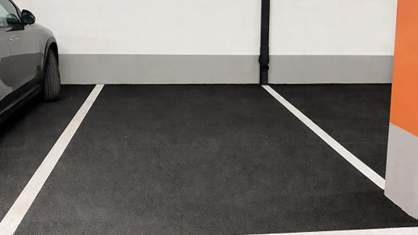 Underground parking space for rent - Via Nova 114, 7013 Domat/Ems