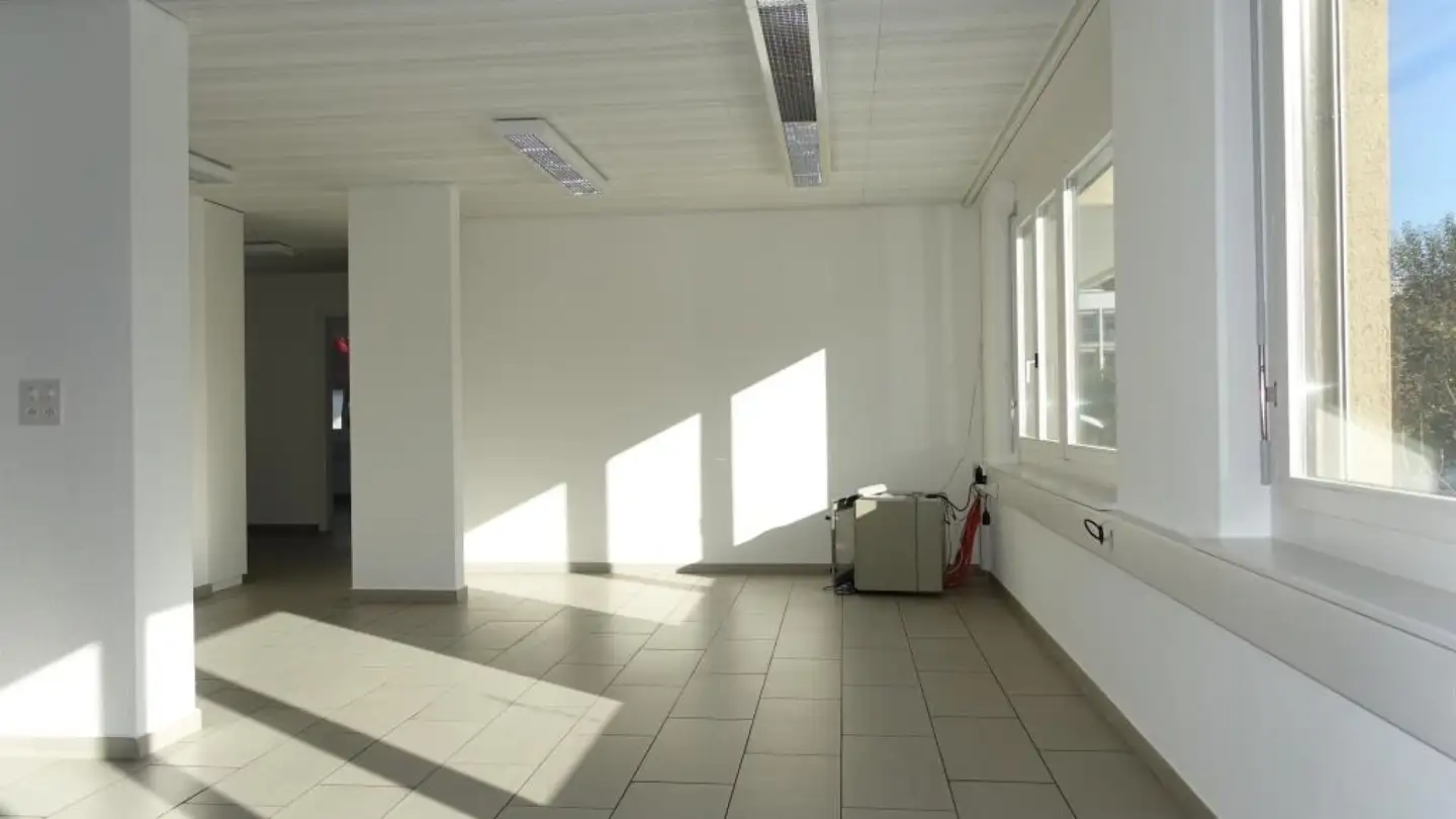 Mischgenutztes Gebäude kaufen - Belpbergstrasse 29, 3110 Münsingen