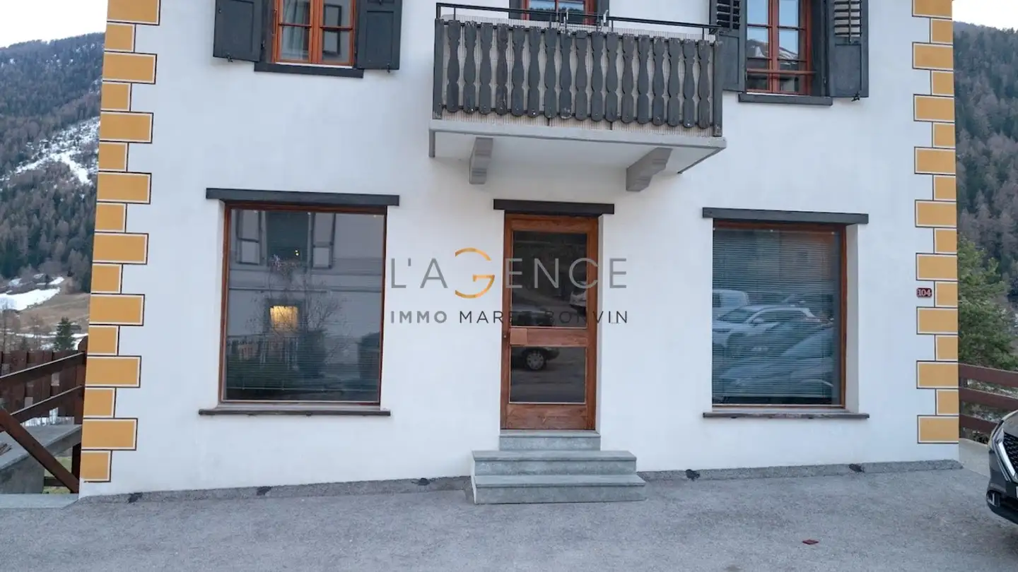 Commercial for sale - 1983 Evolène