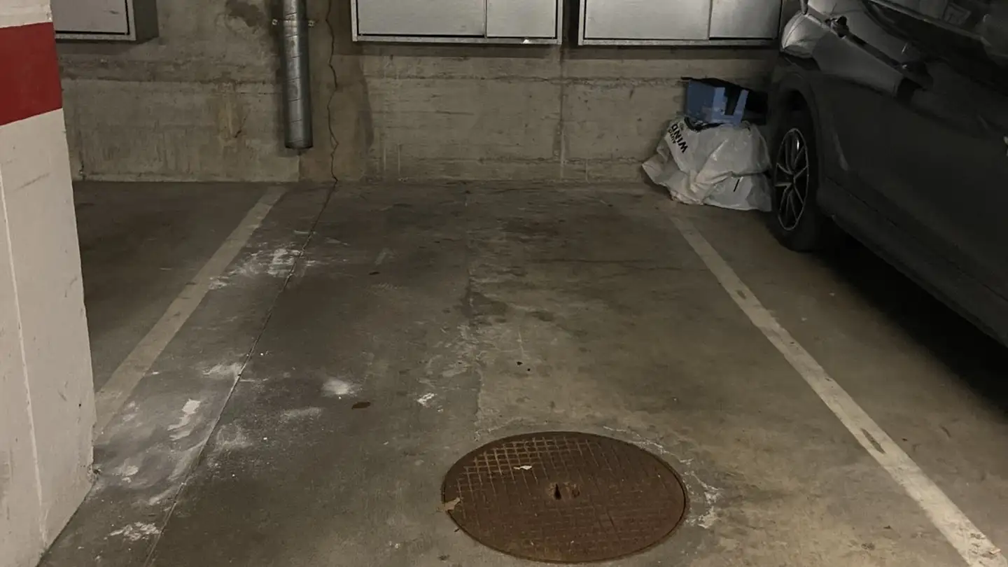 Place de parking extérieure à louer - Obernauerstrasse 5, 6010 Kriens