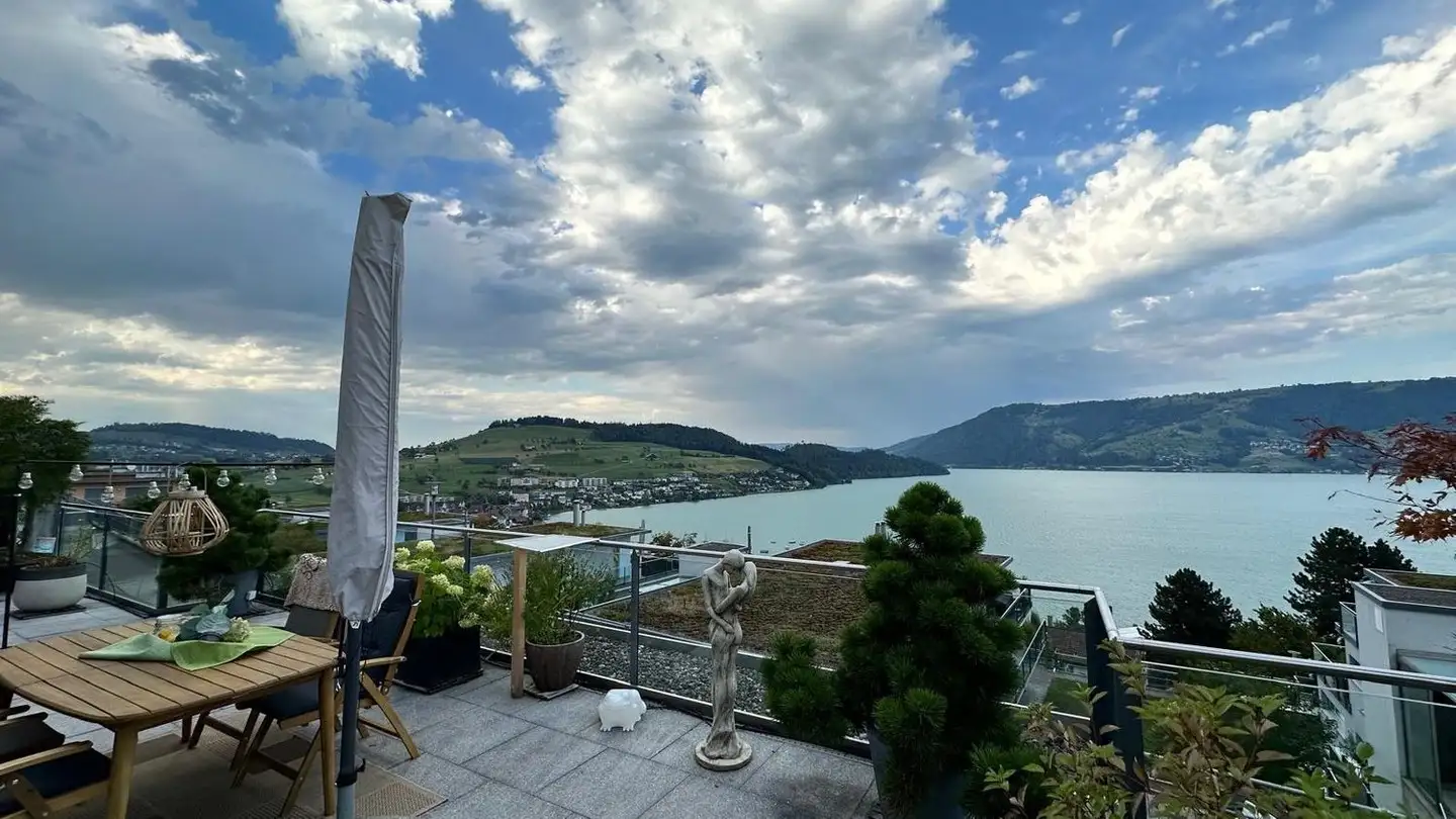 Stepped apartment for rent - Martisweidweg 15, 6405 Immensee