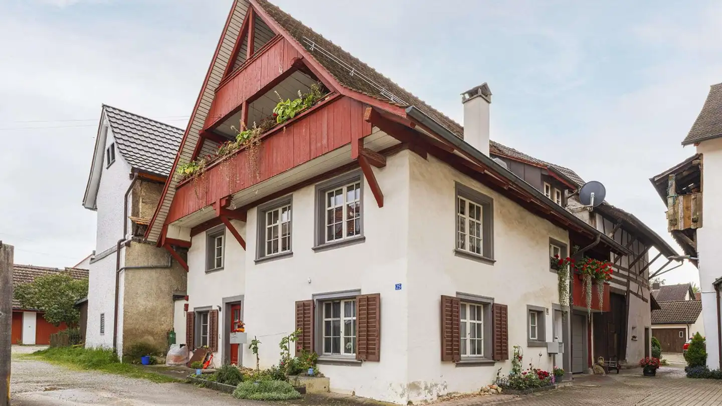 Mehrfamilienhaus kaufen - Hauptstrasse 25, 8217 Wilchingen
