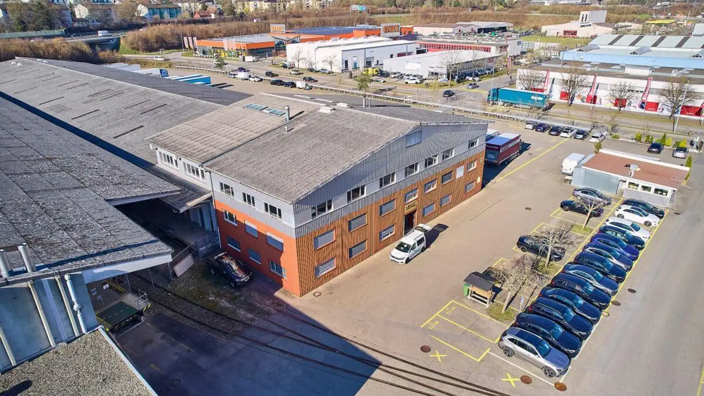 Commercial for rent - Ebnatstrasse 171, 8207 Schaffhausen - Photo 2