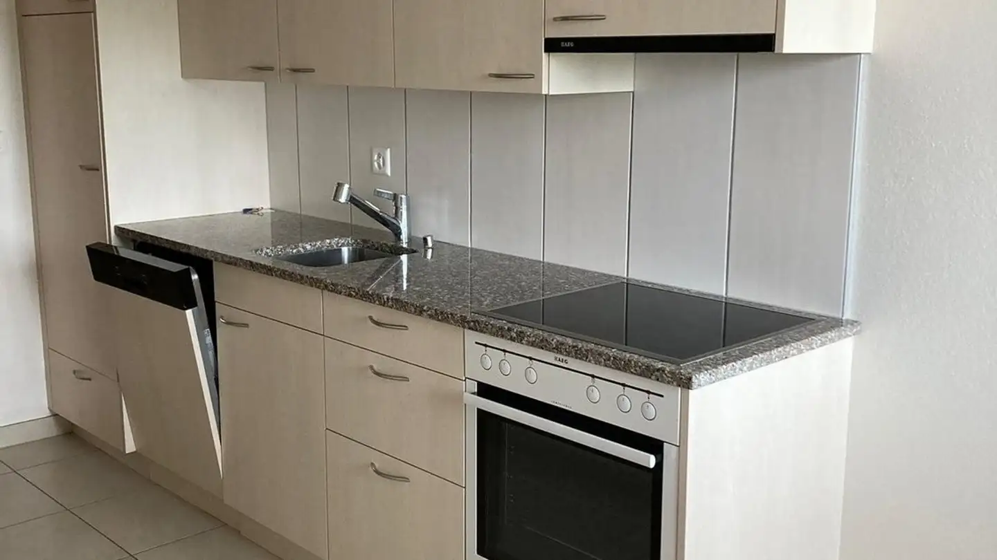 Apartment for rent - Chemin De La Récille, 2520 La Neuveville - Photo 2