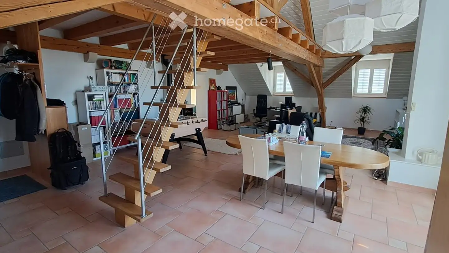 Appartement à louer - 1142 Pampigny